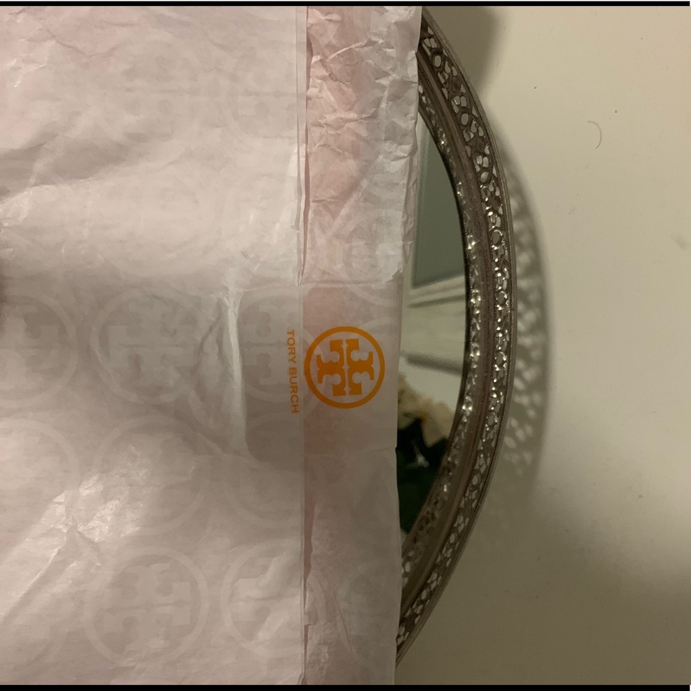Logo Jacquard traveler scarf - Picture 3 of 13